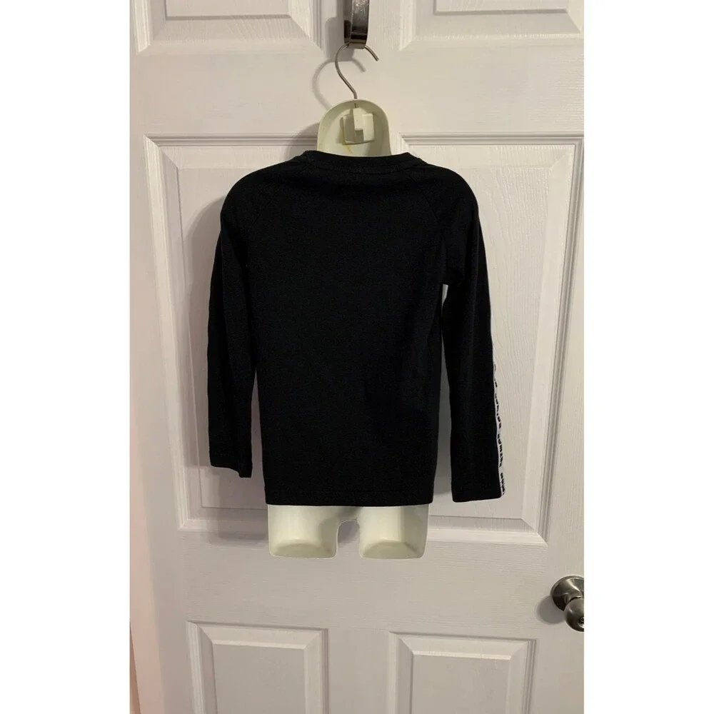 Batman long sleeve black shirt. Size XS 4/5.